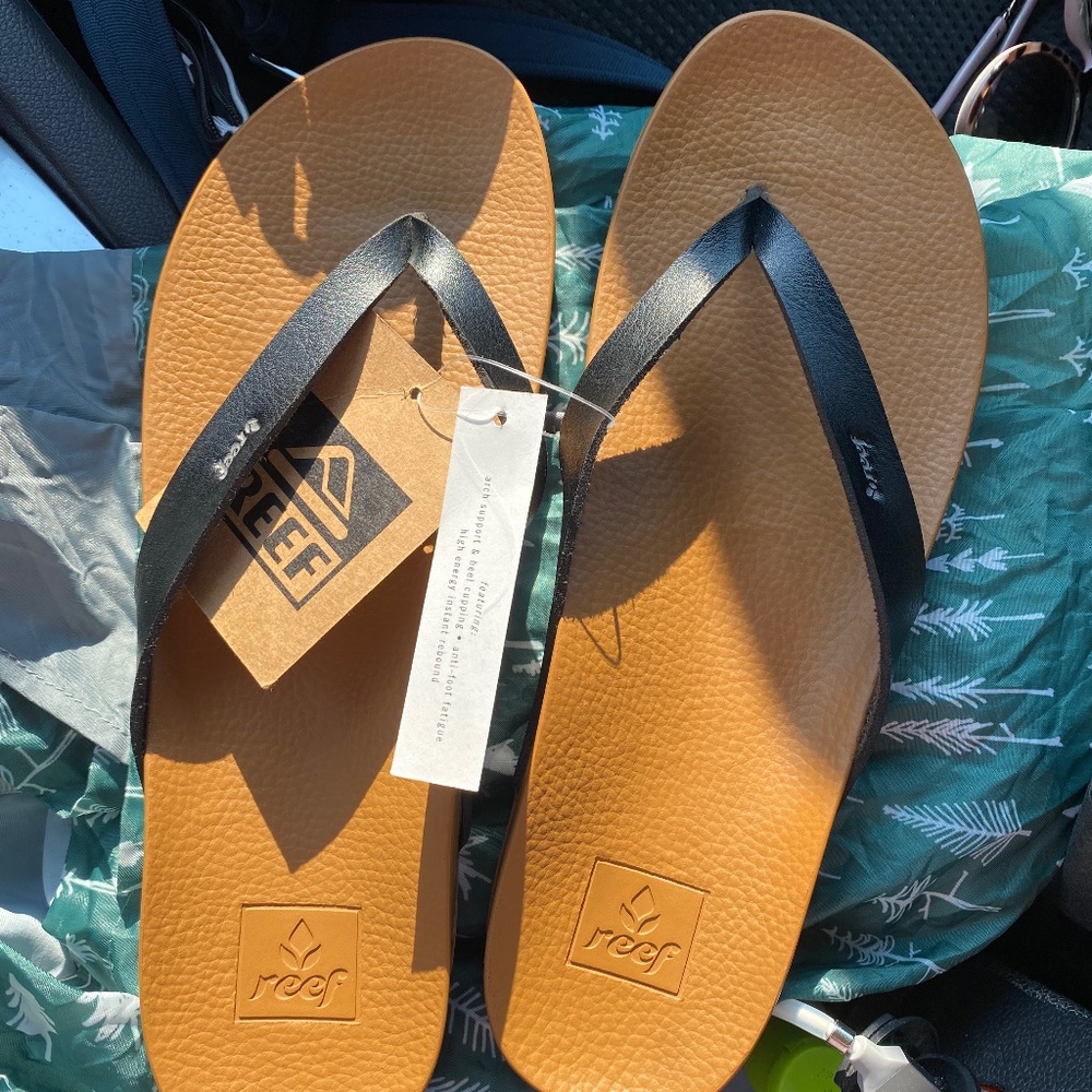 Reef Cushin Bounce Court flip flops